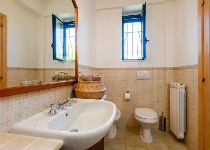 La Rossi With Pool 7 Villa *