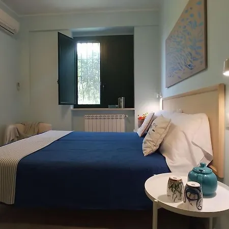 La Rossi With Pool 7 *