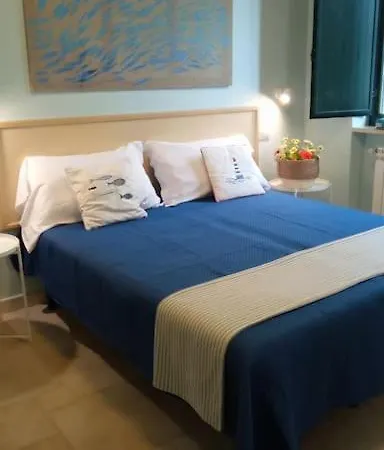 La Rossi With Pool 7 *