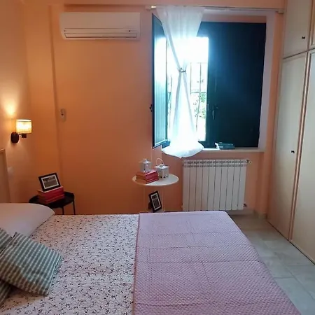 La Rossi With Pool 7 *