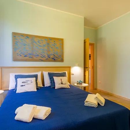 La Rossi With Pool 7 * Gallipolli