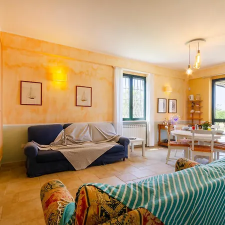 Villa La Rossi With Pool 7 *