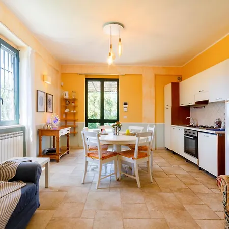 Villa La Rossi With Pool 7 *