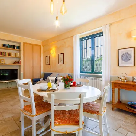 Villa La Rossi With Pool 7 *