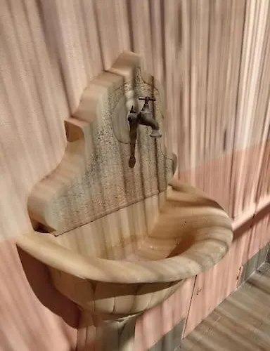 La Rossi With Pool 7 *