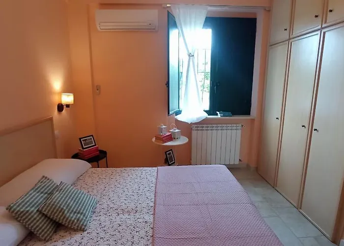 La Rossi With Pool 7 *