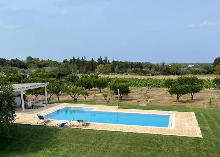 La Rossi With Pool 7 *