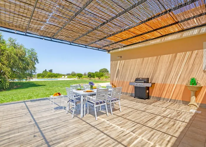 La Rossi With Pool 7 * גאליפולי